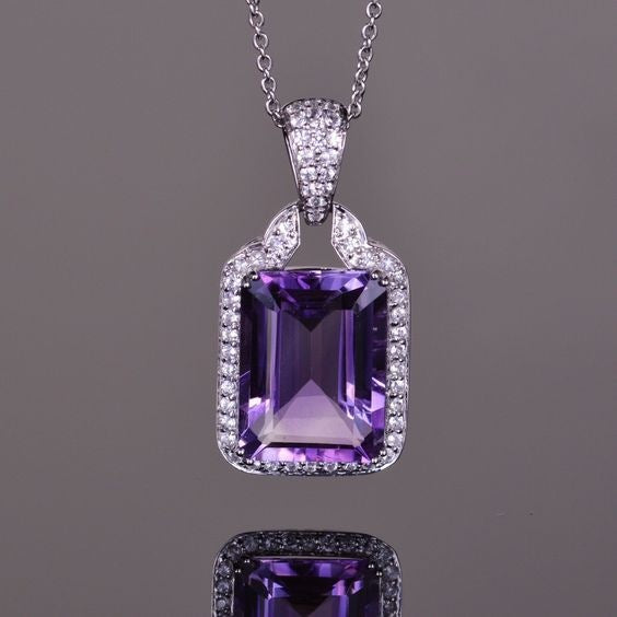 Classic Necklace with Timeless Appeal