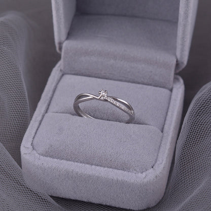 Classic Silver Ring with Timeless Appeal