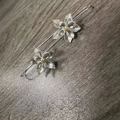 Charming Silver Earring for Any Occasion
