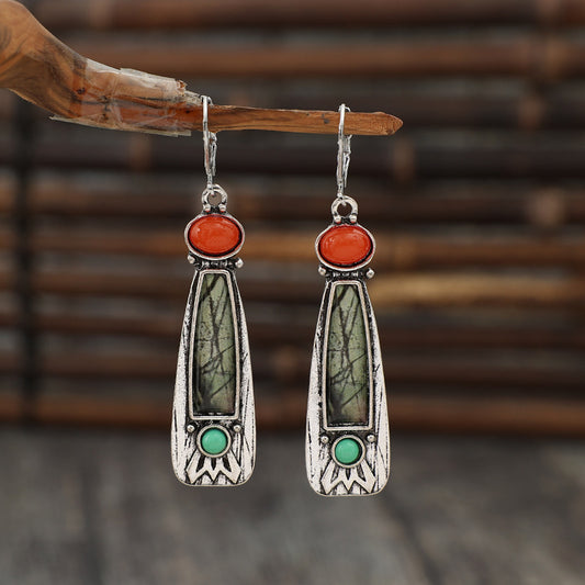 Charming Earring for Any Occasion