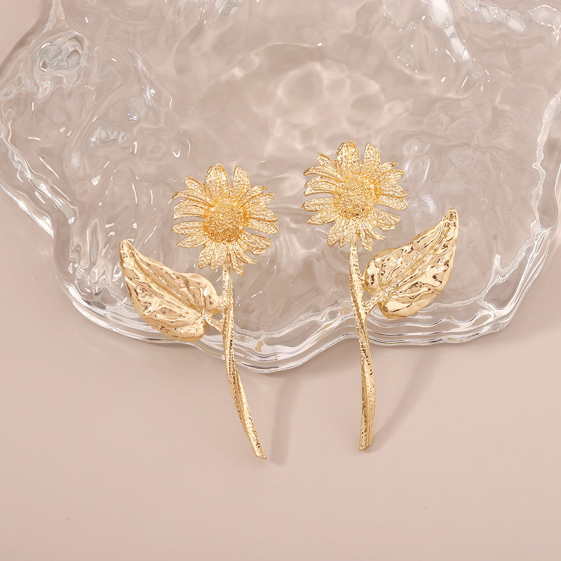 Elegant Earring for Every Occasion