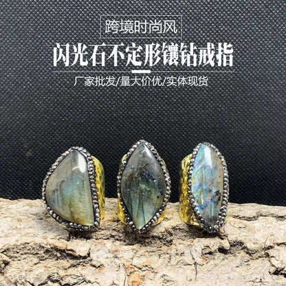 Stunning Gold Ring for Daily Wear