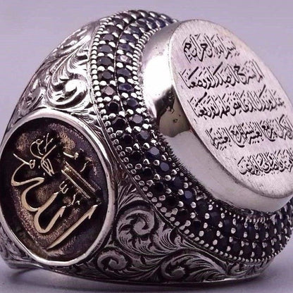Classic Ring with Timeless Appeal