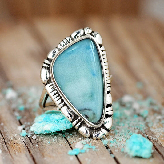 Charming Piece for Any Occasion