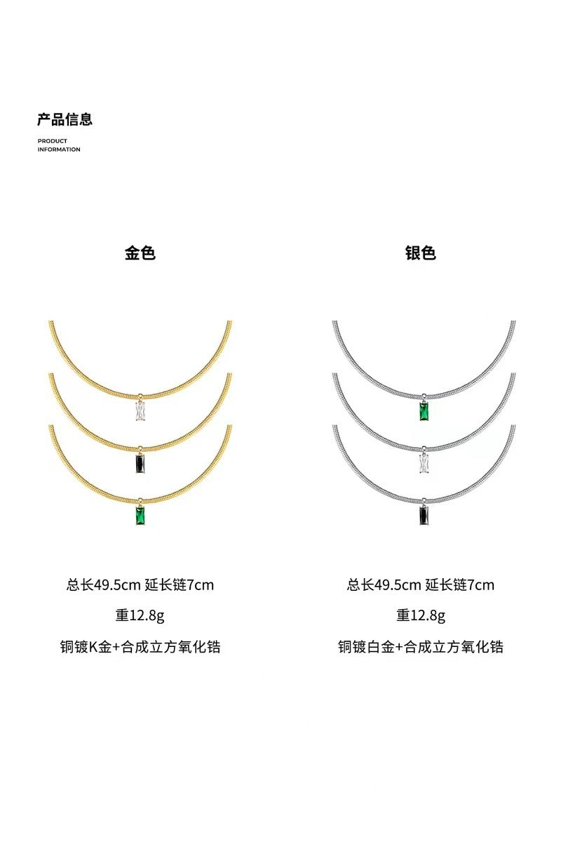Beautiful Gold Necklace with Unique Style