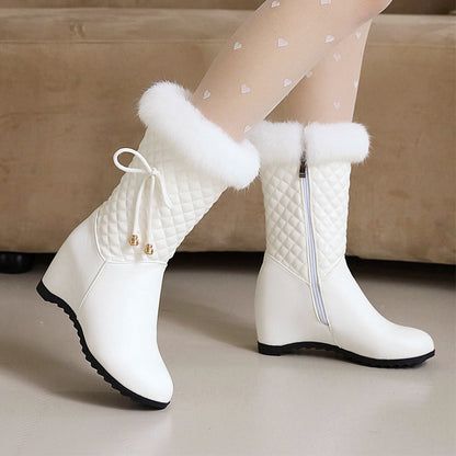 Chic Orthopedic Boots with Unique Design
