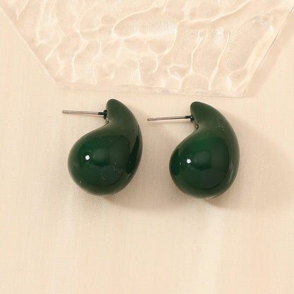 Classic Earring with Timeless Appeal