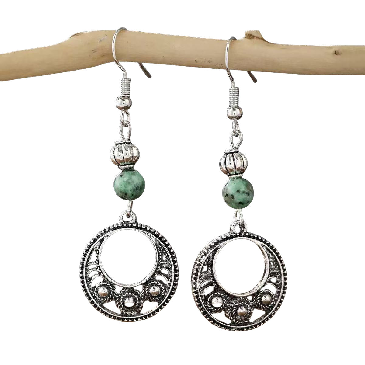 Charming Piece for Any Occasion
