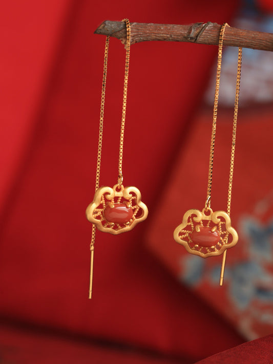 Beautiful Silver Earring with Unique Style
