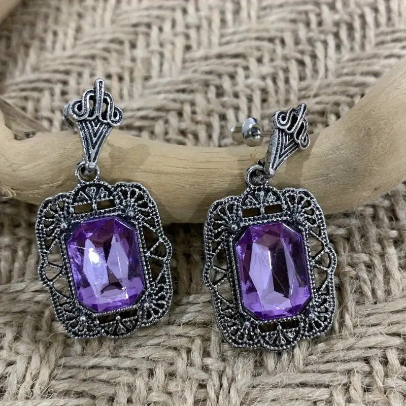 Vintage Handmade Earring