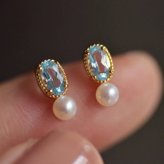 Stunning Pearl Earring for Daily Wear
