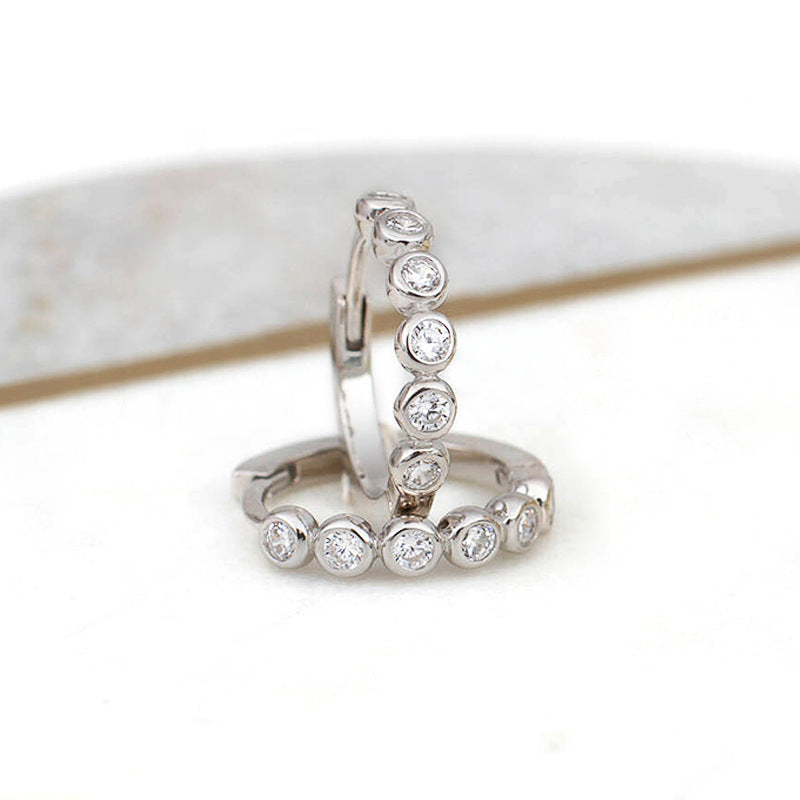 Charming Earring for Any Occasion