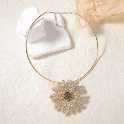 Elegant Pendant for Every Occasion