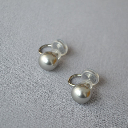 Charming Pearl Earring for Any Occasion
