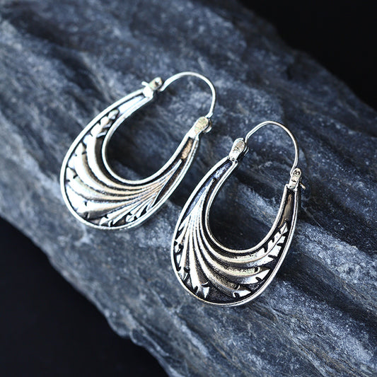 Charming Earring for Any Occasion