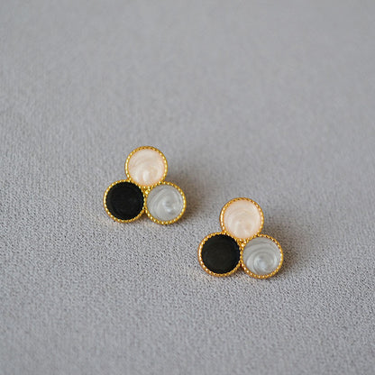 Classic Silver Earring with Timeless Appeal