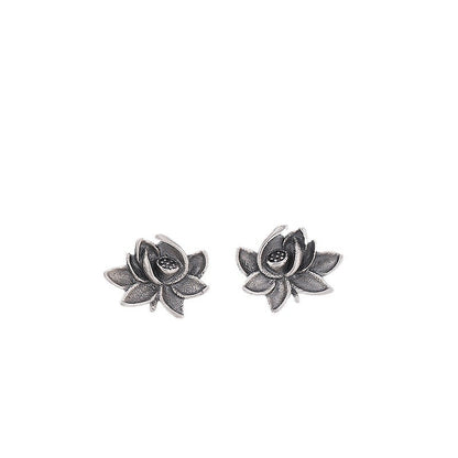 Charming Silver Earring for Any Occasion