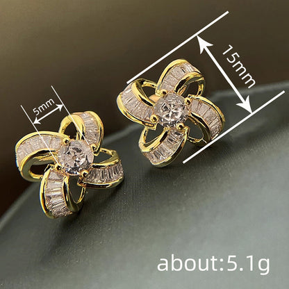Elegant Earring for Every Occasion