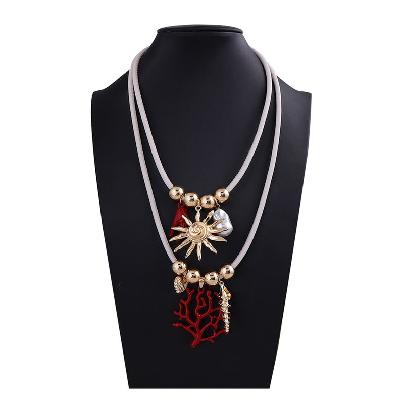 Beautiful Pearl Necklace with Unique Style