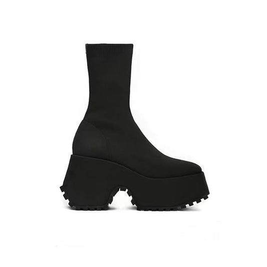 Graceful Orthopedic Boots for Modern Look