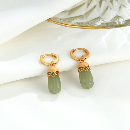 Charming Silver Earring for Any Occasion