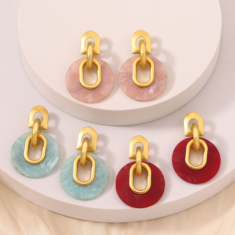 Classic Earring with Timeless Appeal