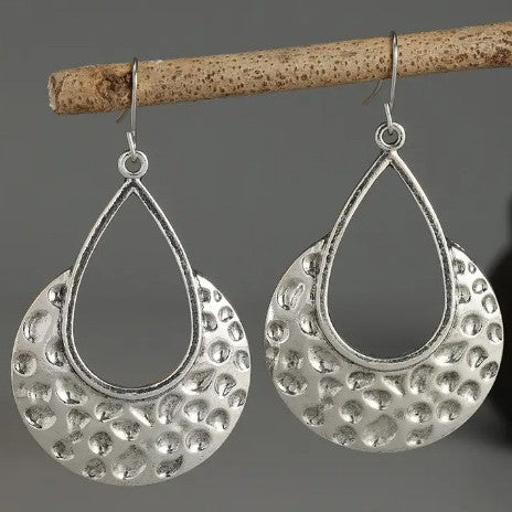 Elegant Earring for Every Occasion