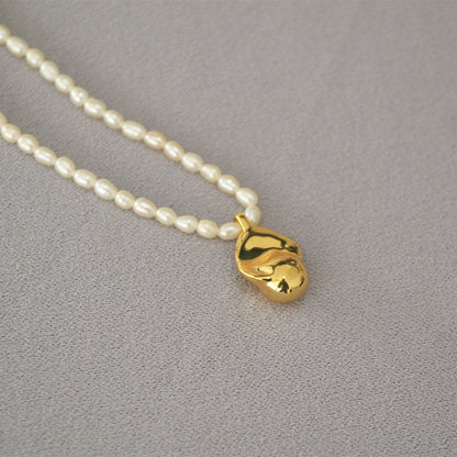 Elegant Gold Necklace for Every Occasion