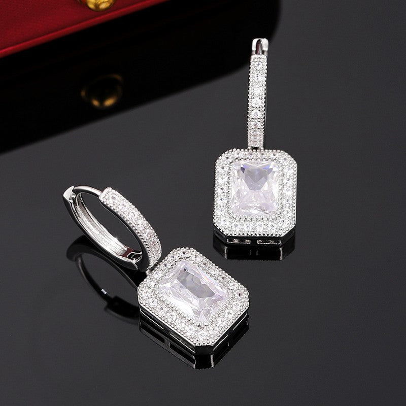 Stunning Earring for Daily Wear