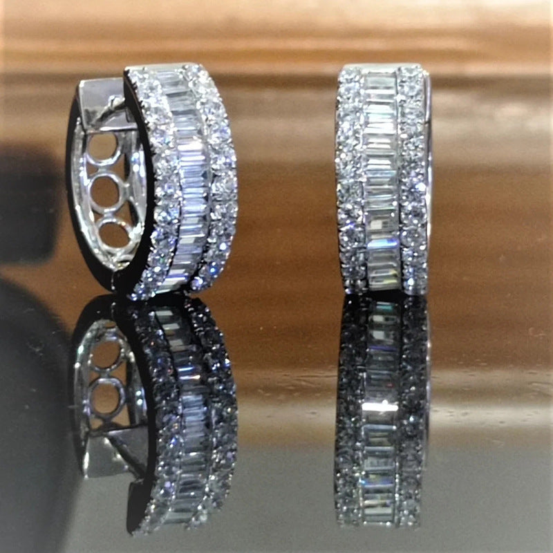 Classic Earring with Timeless Appeal