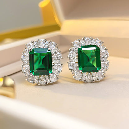 Stunning Necklace for Daily Wear