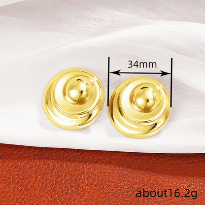 Classic Earring with Timeless Appeal
