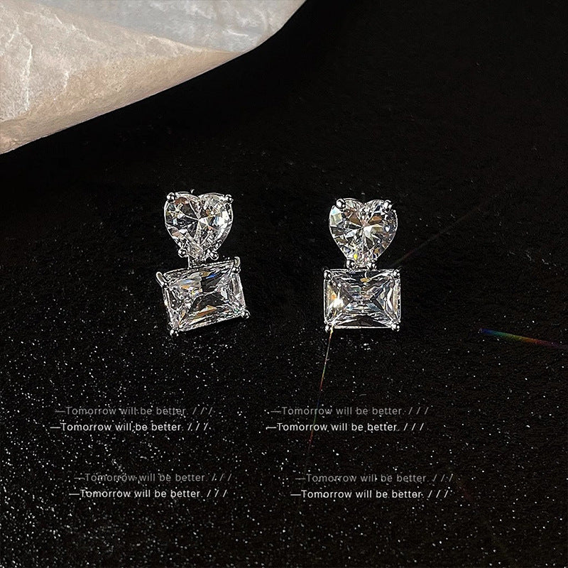 Stunning Earring for Daily Wear