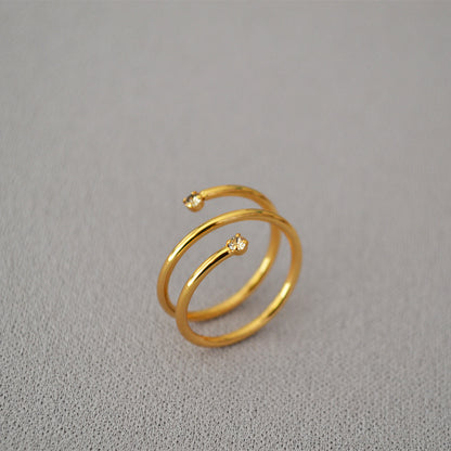 Romantic Gold Ring for Special Moments