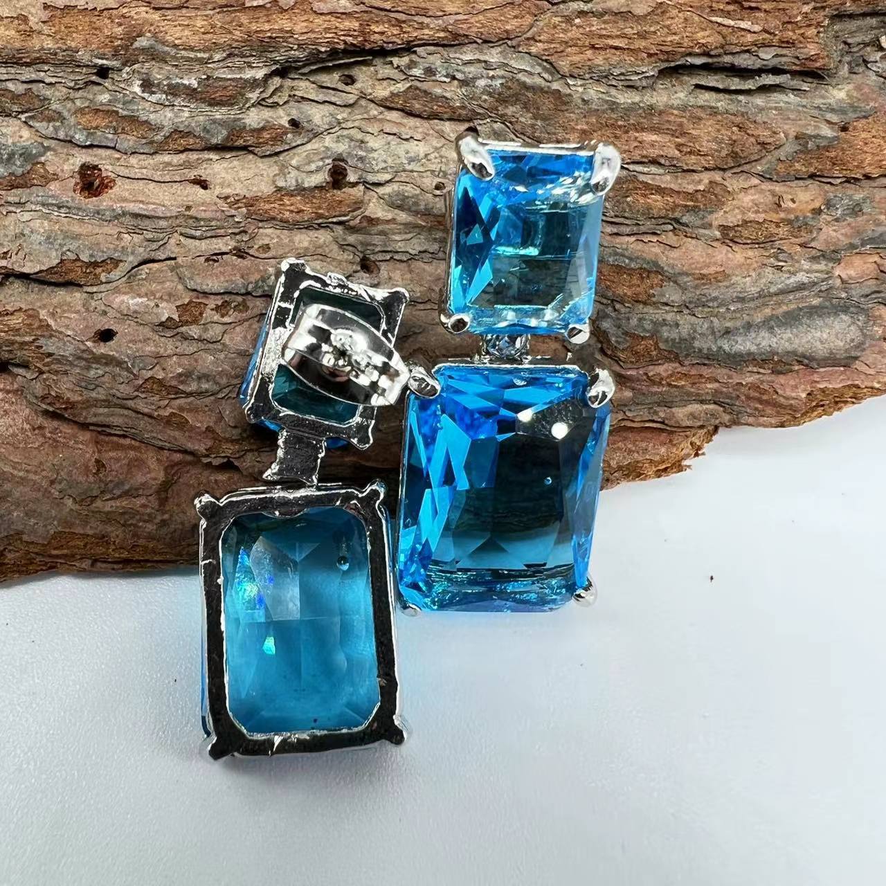 Vintage Handmade Earring