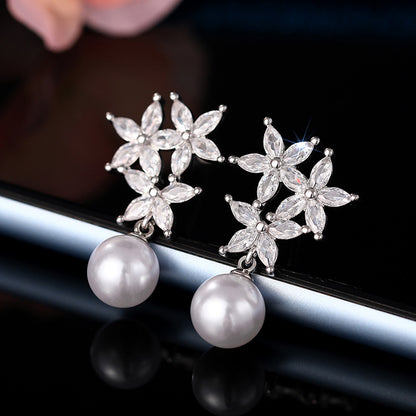 Classic Pearl Earring with Timeless Appeal