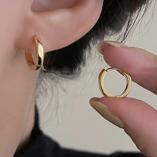 Vintage Handmade Gold Earring