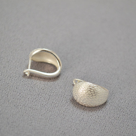 Classic Silver Earring with Timeless Appeal