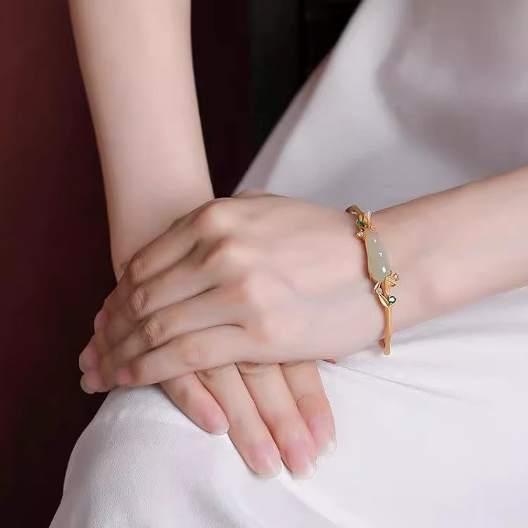Vintage Handmade Gold Bracelet