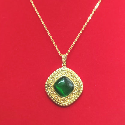 Stunning Necklace for Daily Wear