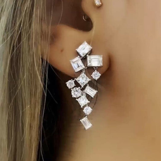 Charming Earring for Any Occasion