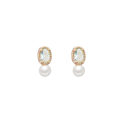 Beautiful Pearl Earring with Unique Style