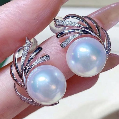 Romantic Pearl Earring for Special Moments