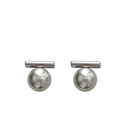 Stunning Pearl Earring for Daily Wear