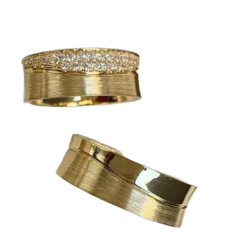 Beautiful Gold Set with Unique Style