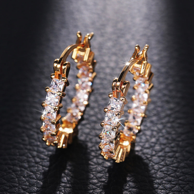 Vintage Handmade Gold Earring