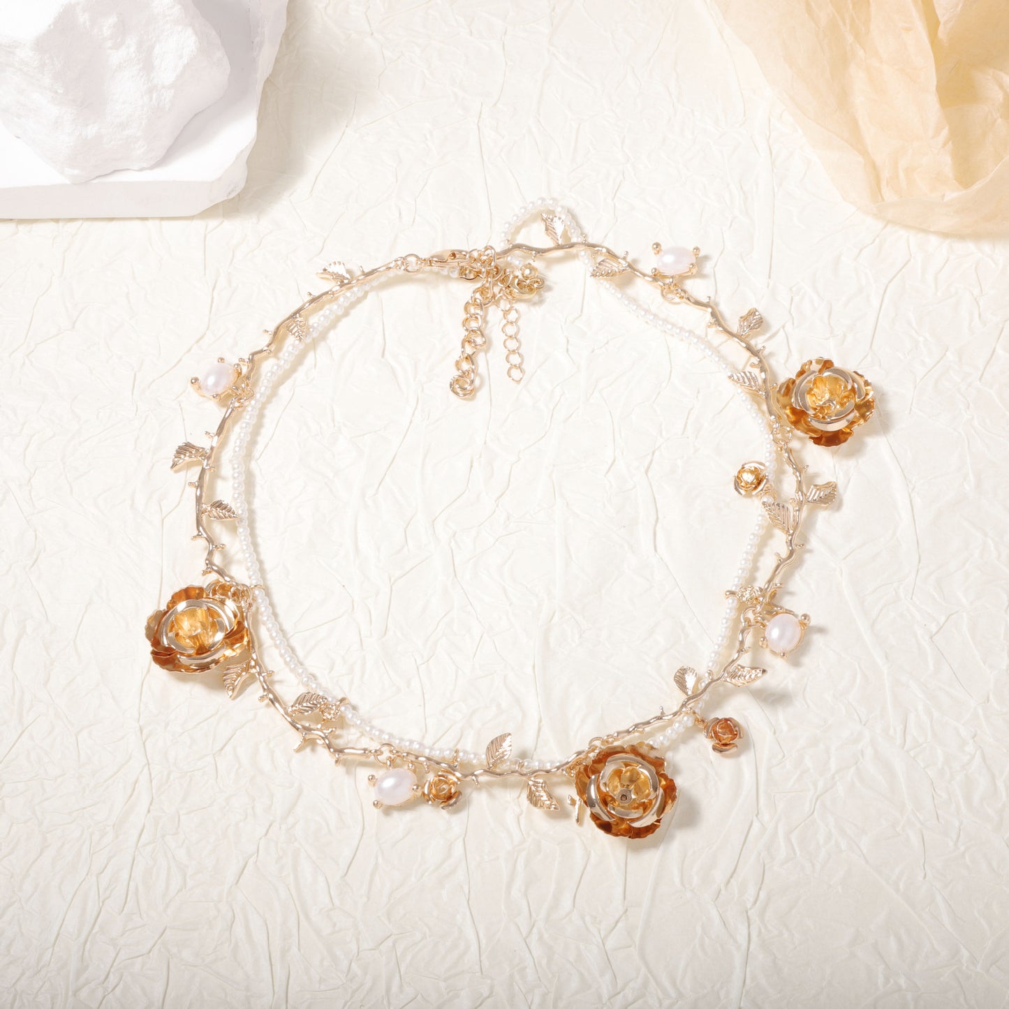 Romantic Pearl Chain for Special Moments