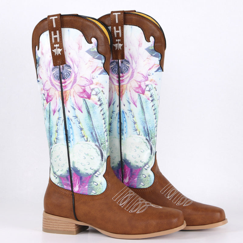 Graceful Orthopedic Boots for Modern Look