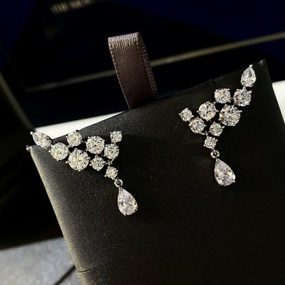 Stunning Gold Earring for Daily Wear