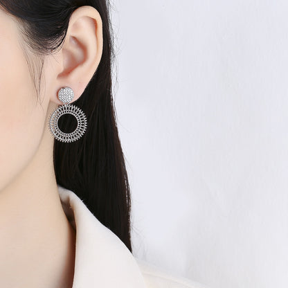 Beautiful Set with Unique Style